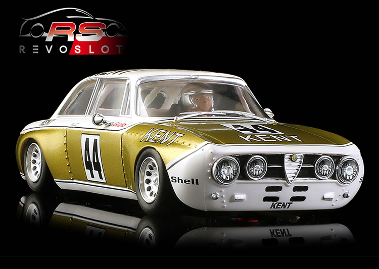 RevoSlot Alfa Romeo GTA  Kent # 44  gold