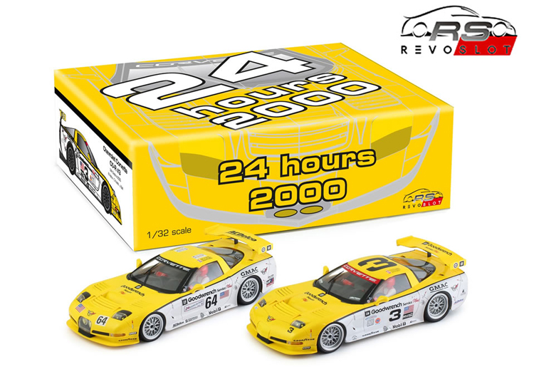 RevoSlot Corvette C5  Goodwrench # 3 + # 64 2000